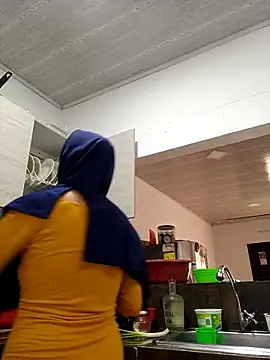 Aafsha  online show from 12/05/25, 01:52