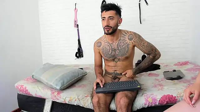 sofiandnick smith online show from 04/29/26, 07:42