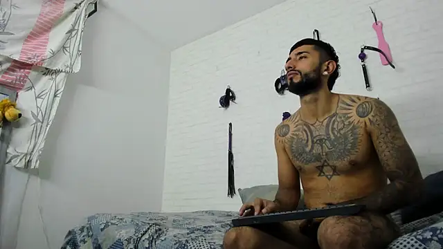 sofiandnick smith online show from 05/23/26, 03:23