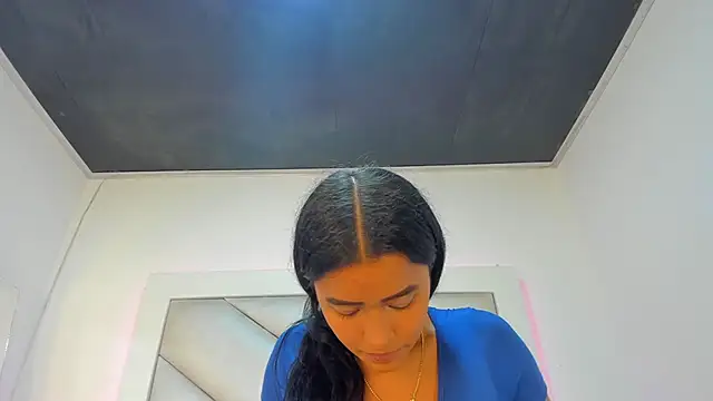 Madeline jade online show from 10/24/25, 03:47