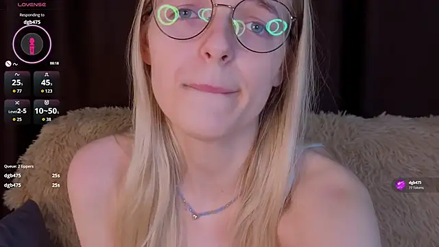 MonicaShiny online show from 10/26/25, 06:03