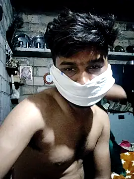 Snapshot of Hotcouple89 chatting on 10/26/25, 04:02 Hotcouple89 online show from 10/26/25, 04:02