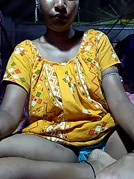 Snapshot of Hotty-romi3 chatting on 10/05/25, 12:31 Hotty-romi3 online show from 10/05/25, 12:31