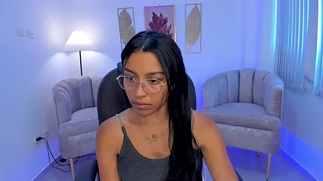 Snapshot of Silvana_velvet chatting on 10/21/25, 08:31 Silvana velvet online show from 10/21/25, 08:31