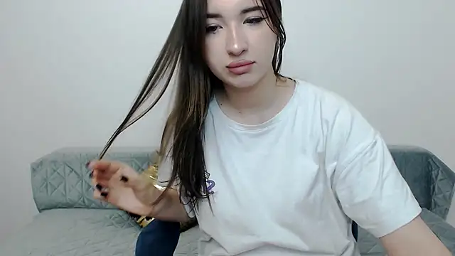 Snapshot of Lixivey chatting on 11/27/25, 02:30 Lixivey online show from 11/27/25, 02:30