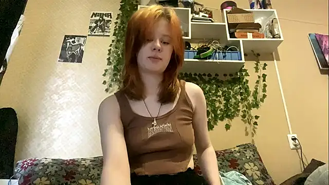 Snapshot of AnitaVanruiten chatting on 10/14/25, 05:08 AnitaVanruiten online show from 10/14/25, 05:08