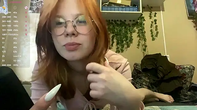 Snapshot of AnitaVanruiten chatting on 10/28/25, 07:23 AnitaVanruiten online show from 10/28/25, 07:23
