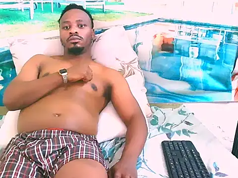 Snapshot of EbonyTiger69 chatting on 10/28/25, 06:43 EbonyTiger69 online show from 10/28/25, 06:43