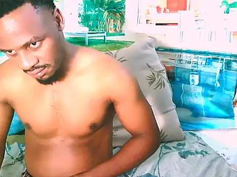 Snapshot of EbonyTiger69 chatting on 10/29/25, 11:12 EbonyTiger69 online show from 10/29/25, 11:12