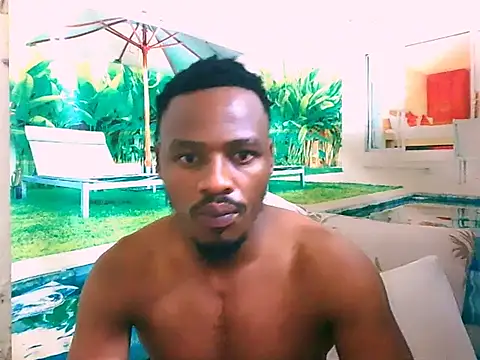 Snapshot of EbonyTiger69 chatting on 10/31/25, 08:48 EbonyTiger69 online show from 10/31/25, 08:48