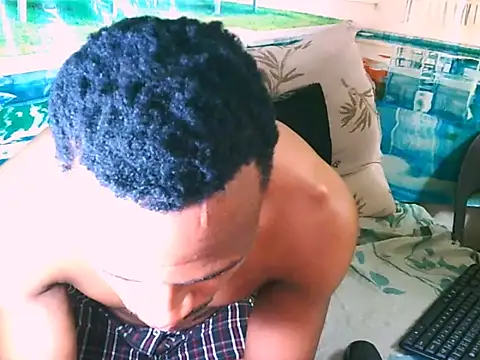 Snapshot of EbonyTiger69 chatting on 11/28/25, 12:57 EbonyTiger69 online show from 11/28/25, 12:57