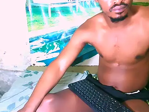 Snapshot of EbonyTiger69 chatting on 12/14/25, 12:54 EbonyTiger69 online show from 12/14/25, 12:54