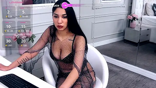 Snapshot of RosaBarton chatting on 11/22/25, 05:23 RosaBarton online show from 11/22/25, 05:23