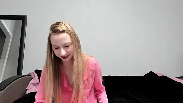 sophieryder online show from 10/12/25, 09:19