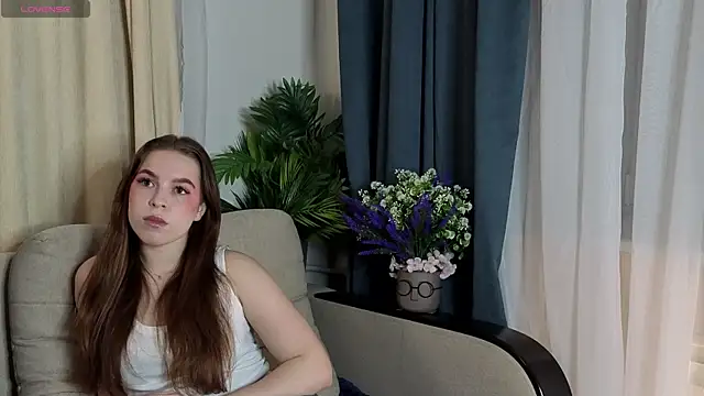 ToniaRoehr online show from 10/17/25, 08:22