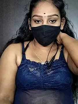Snapshot of tamil_Monisha chatting on 01/12/26, 05:51 tamil Monisha online show from 01/12/26, 05:51