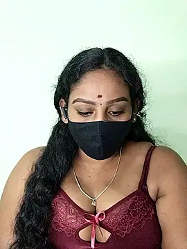 Snapshot of tamil_Monisha chatting on 01/13/26, 04:56 tamil Monisha online show from 01/13/26, 04:56