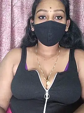 Snapshot of tamil_Monisha chatting on 02/08/26, 06:22 tamil Monisha online show from 02/08/26, 06:22