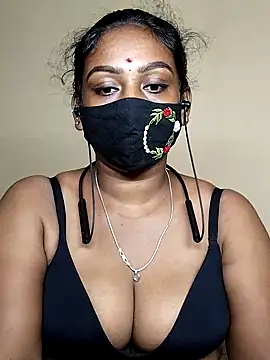 Snapshot of tamil_Monisha chatting on 06/16/26, 07:11 tamil Monisha online show from 06/16/26, 07:11