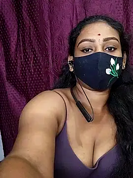 Snapshot of tamil_Monisha chatting on 06/25/26, 05:28 tamil Monisha online show from 06/25/26, 05:28