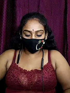 Snapshot of tamil_Monisha chatting on 07/06/26, 06:10 tamil Monisha online show from 07/06/26, 06:10