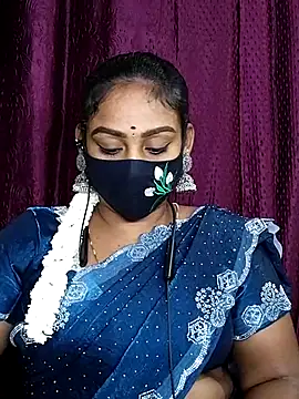 Snapshot of tamil_Monisha chatting on 07/11/26, 06:21 tamil Monisha online show from 07/11/26, 06:21