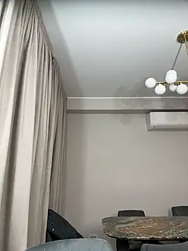 Snapshot of AvaMaddisson chatting on 10/24/25, 03:14 AvaMaddisson online show from 10/24/25, 03:14