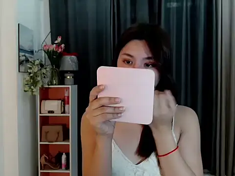 Snapshot of buttycamillex chatting on 02/02/26, 12:09 buttycamillex online show from 02/02/26, 12:09