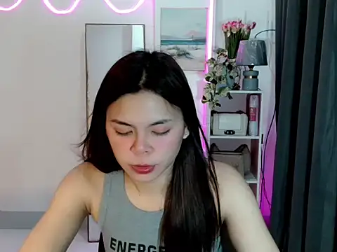 Snapshot of buttycamillex chatting on 02/21/26, 08:43 buttycamillex online show from 02/21/26, 08:43