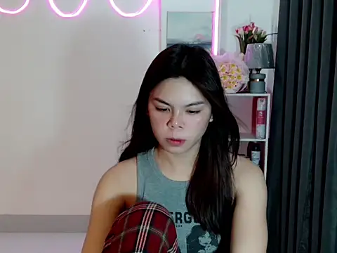 Snapshot of buttycamillex chatting on 02/24/26, 06:39 buttycamillex online show from 02/24/26, 06:39
