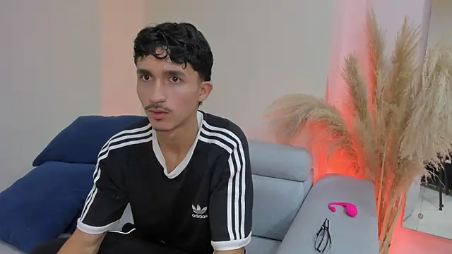 TOBIASFERRER online show from 10/08/25, 12:25