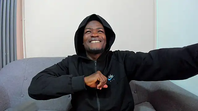 Snapshot of COMPTON_01 chatting on 10/08/25, 01:09 COMPTON 01 online show from 10/08/25, 01:09