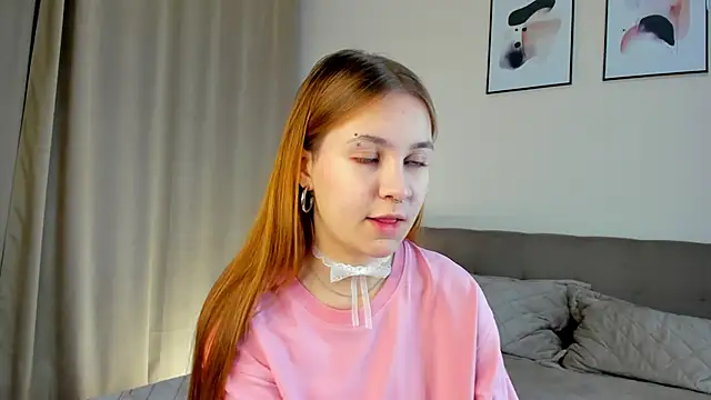 Snapshot of MarindaRuud chatting on 10/25/25, 11:07 MarindaRuud online show from 10/25/25, 11:07