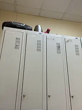 Snapshot of Mahrovmaxim chatting on 10/21/25, 05:30 Mahrovmaxim online show from 10/21/25, 05:30