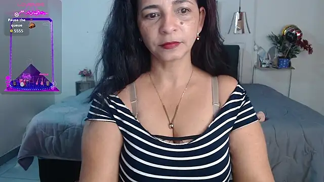 Snapshot of rosse_m chatting on 10/07/25, 01:19 rosse m online show from 10/07/25, 01:19