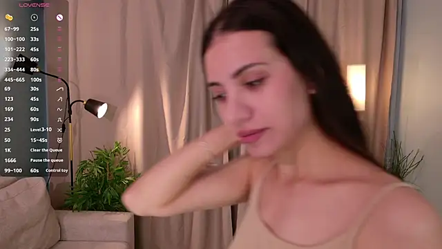 Snapshot of Playful_Lia chatting on 12/20/25, 02:02 Playful Lia online show from 12/20/25, 02:02