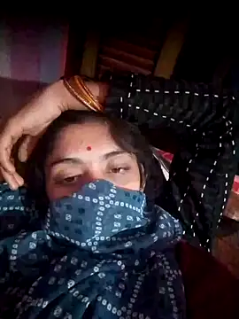 CWEETY-12 online show from 10/28/25, 02:09