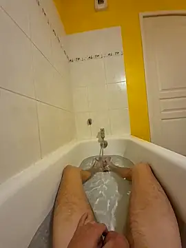 Snapshot of lovefeet84 chatting on 10/07/25, 06:16 lovefeet84 online show from 10/07/25, 06:16