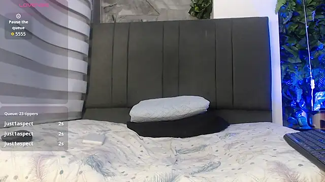 Snapshot of samirscott chatting on 05/05/26, 12:51 samirscott online show from 05/05/26, 12:51