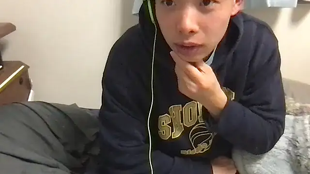 Snapshot of aooya chatting on 11/05/25, 02:39 aooya online show from 11/05/25, 02:39