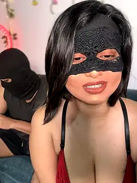 Snapshot of elza_laana chatting on 10/11/25, 04:12 elza laana online show from 10/11/25, 04:12