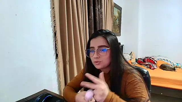 Charlotte Richardson online show from 06/14/26, 02:24