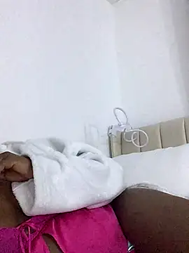 CurvyGoddessXxx online show from 10/13/25, 08:09