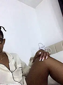 CurvyGoddessXxx online show from 10/14/25, 09:59