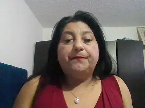 Snapshot of Karina_Betherlsen chatting on 10/17/25, 03:31 Karina Betherlsen online show from 10/17/25, 03:31