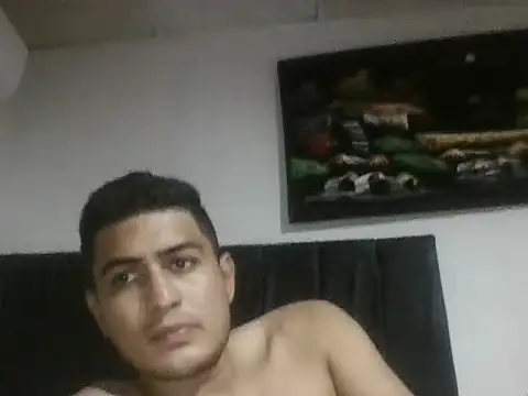 Snapshot of cerdo14562 chatting on 12/14/25, 11:09 cerdo14562 online show from 12/14/25, 11:09