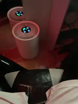 Snapshot of Wuza-H chatting on 11/21/25, 07:45 Wuza-H online show from 11/21/25, 07:45