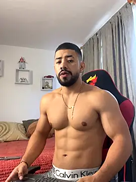 Ezzio Scolaro online show from 11/20/25, 11:43