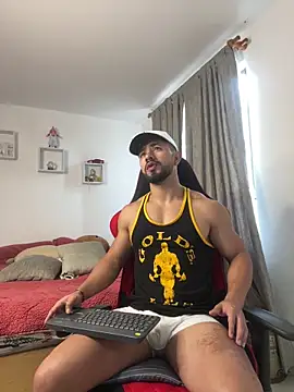 Snapshot of Ezzio_Scolaro chatting on 02/15/26, 01:31 Ezzio Scolaro online show from 02/15/26, 01:31