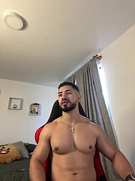 Snapshot of Ezzio_Scolaro chatting on 03/19/26, 10:14 Ezzio Scolaro online show from 03/19/26, 10:14